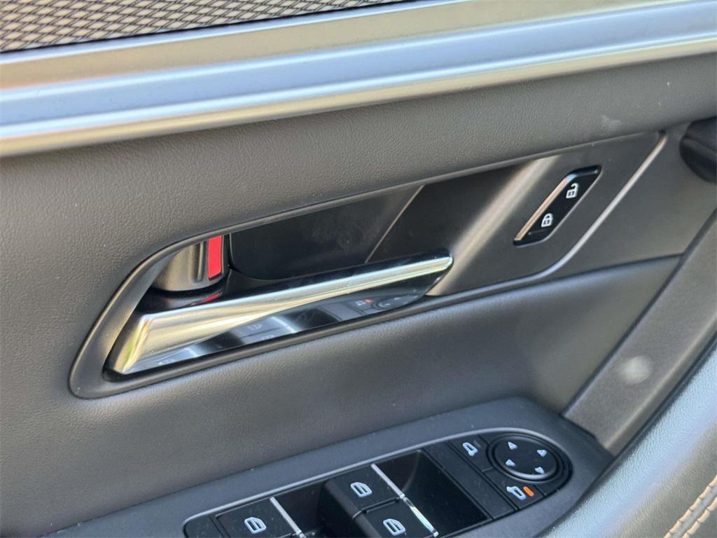 2025 Mazda CX-90 Preferred photo 15
