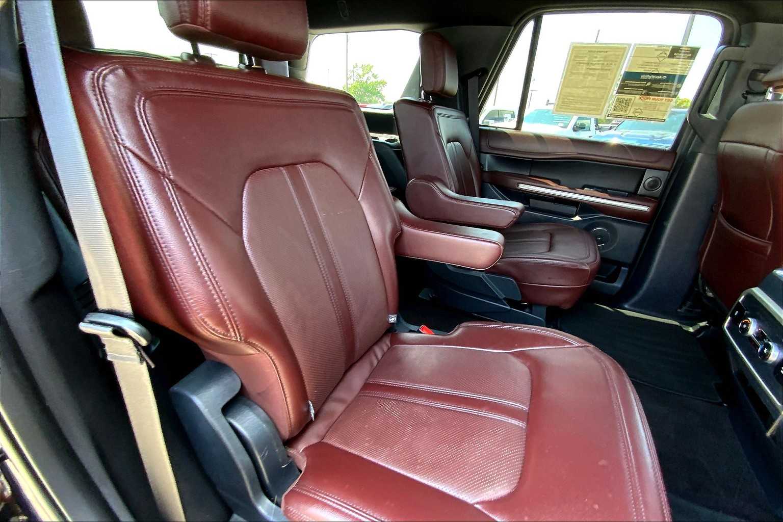 2023 Ford Expedition Limited photo 19