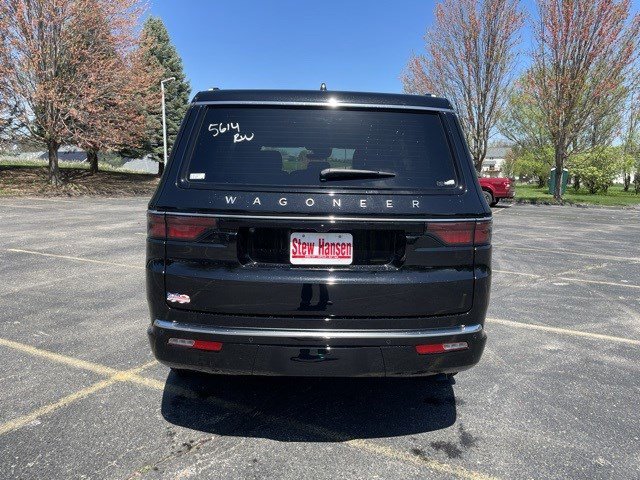 2025 Jeep Wagoneer Series III photo 3