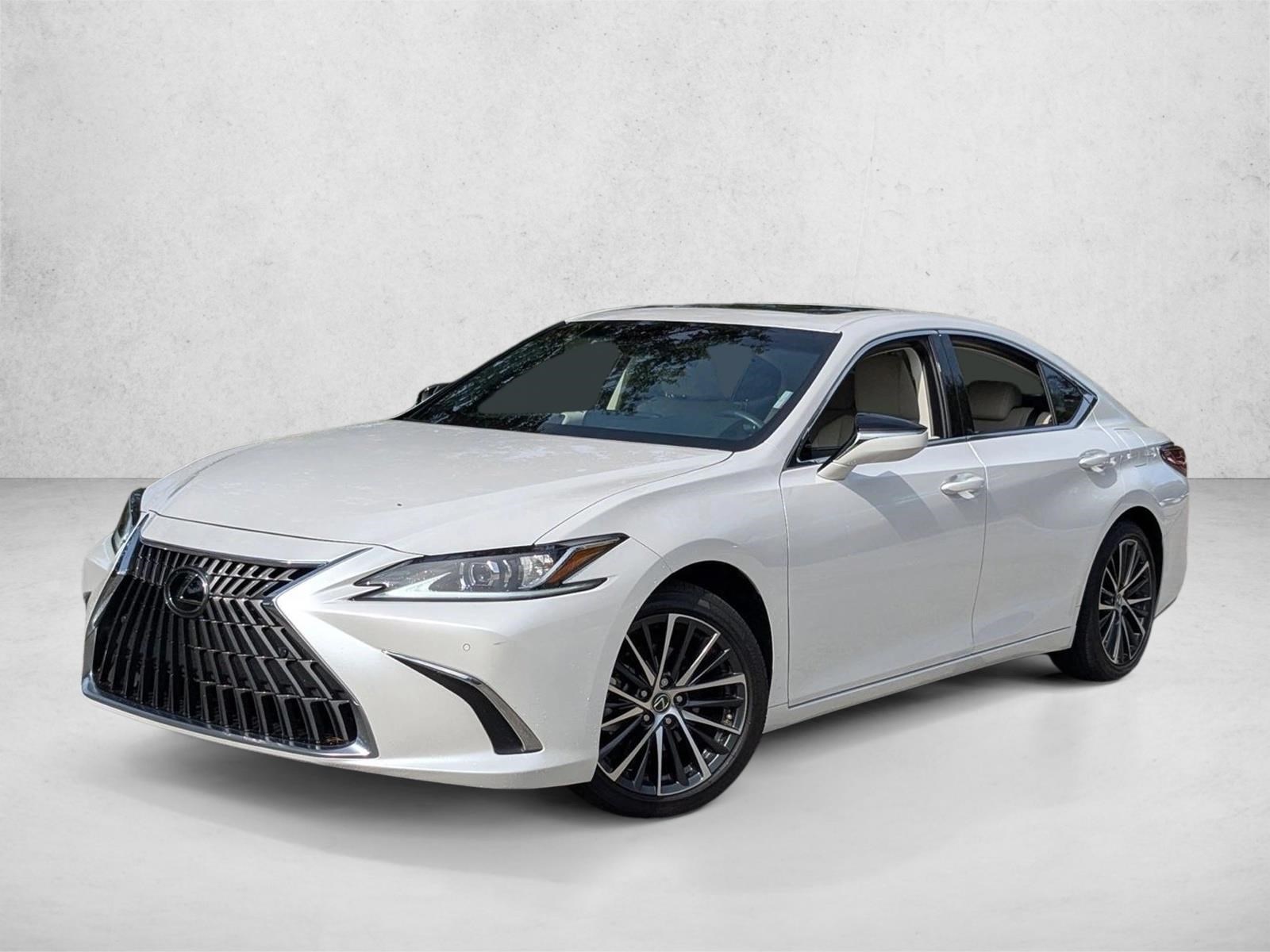 2024 Lexus ES 350's photo