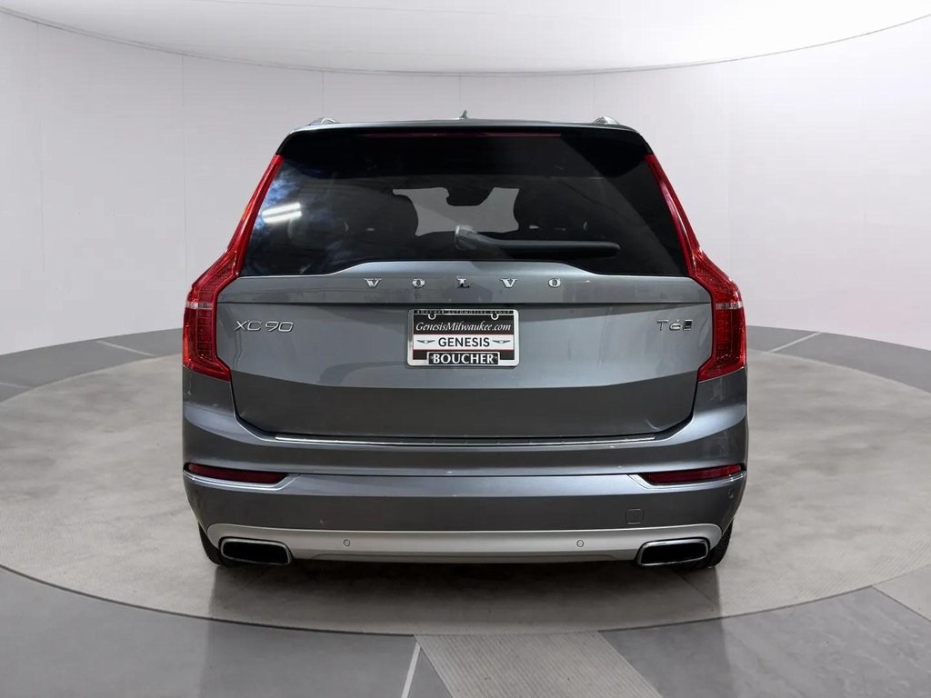 2020 Volvo XC90 T6 Momentum AWD photo 3