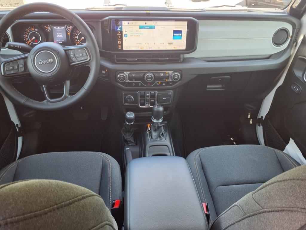 2025 Jeep Gladiator Sport S photo 25