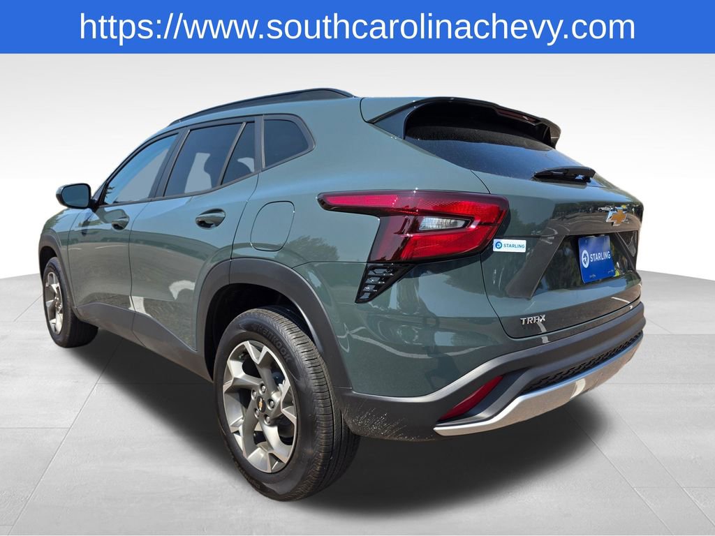 2025 Chevrolet Trax LT photo 31