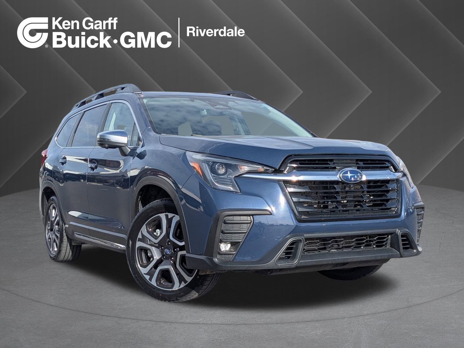 2023 Subaru Ascent Limited's photo