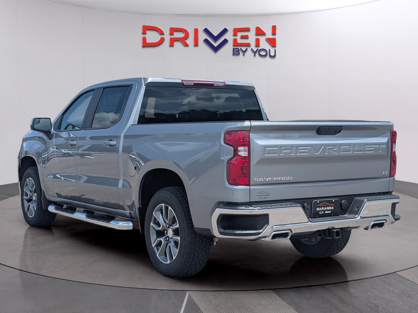 2026 Chevrolet Silverado 1500 LT photo 3