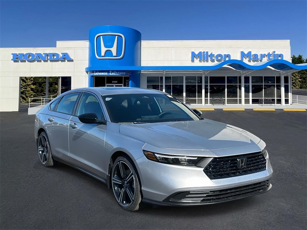2025 Honda Accord Hybrid Sport's photo