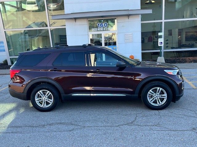 2020 Ford Explorer XLT photo 2