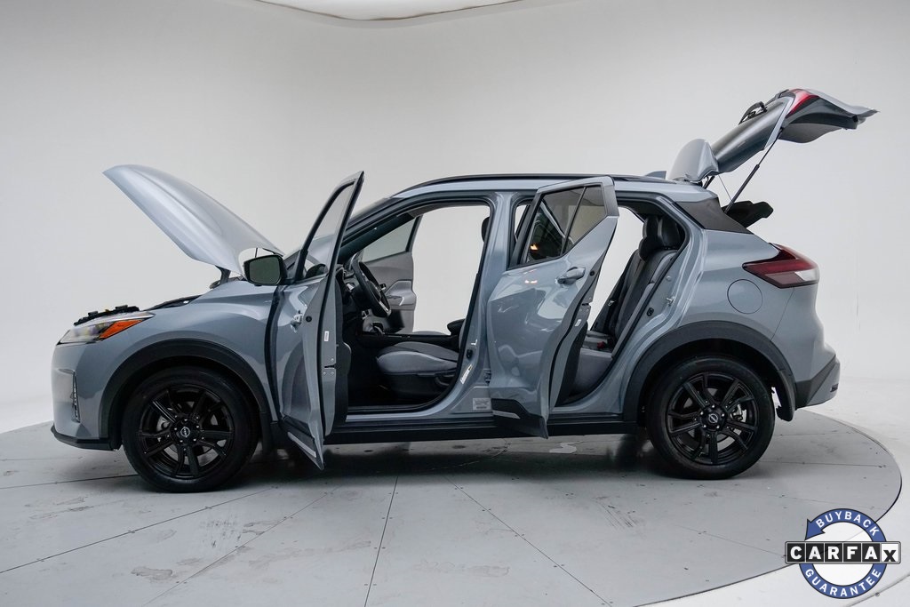 2022 Nissan Kicks SR photo 30