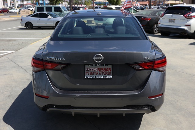 2024 Nissan Sentra SV photo 4