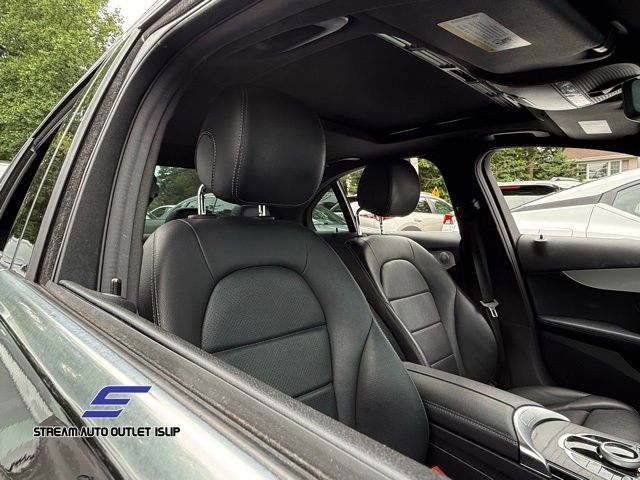 2021 Mercedes Benz C 300 4MATIC photo 5