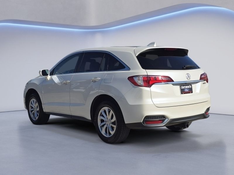 2018 Acura RDX Base photo 3