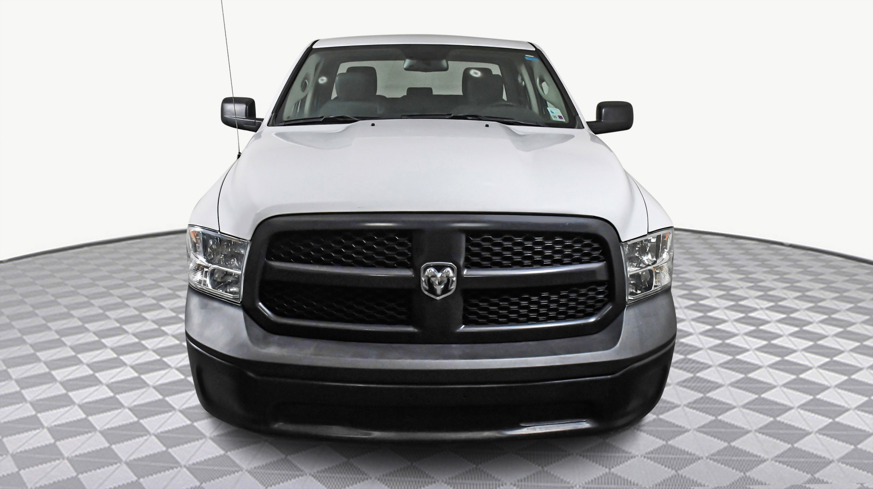 2019 Ram 1500 Classic Tradesman photo 2