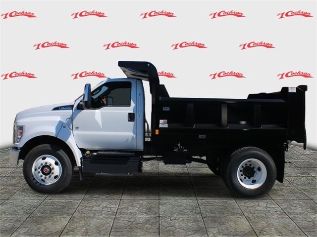 2025 Ford F-750 Base Regular Cab photo 6