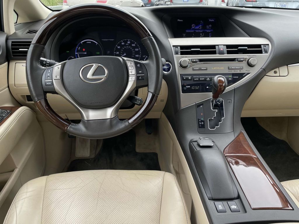 2013 Lexus RX 450h photo 4