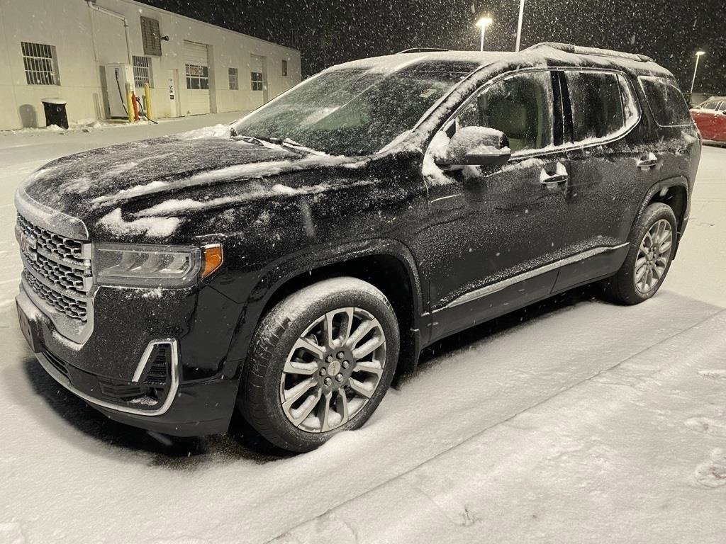 2023 GMC ACADIA - Image 5