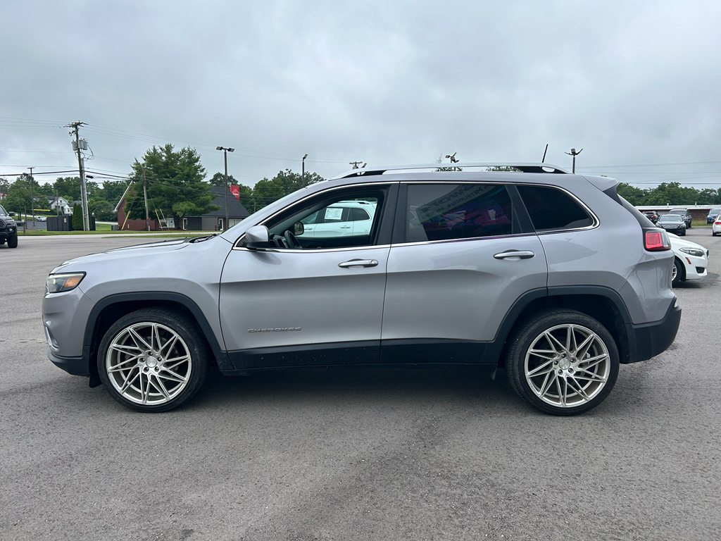 2019 Jeep Cherokee Latitude photo 4
