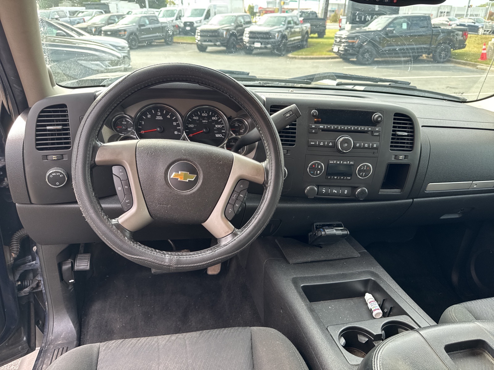 2012 Chevrolet Silverado 1500 LT photo 6