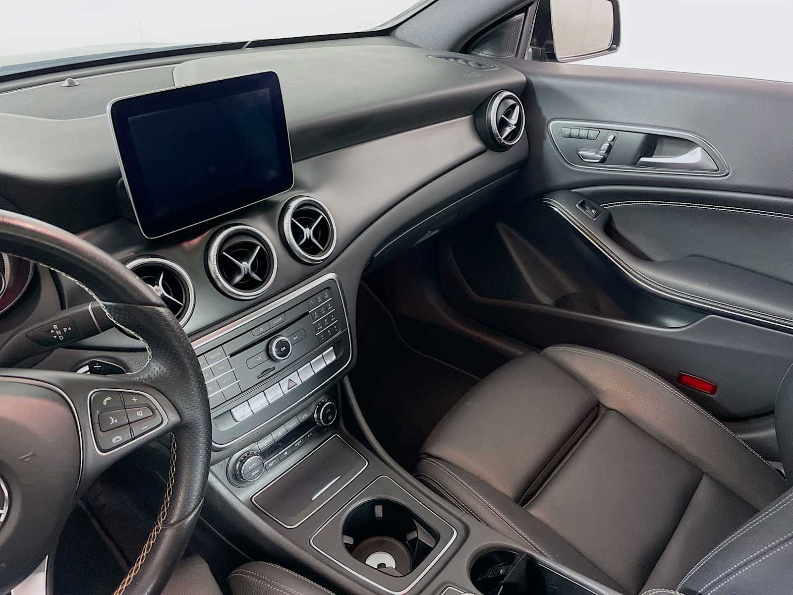 2018 Mercedes Benz CLA 250 4MATIC photo 20