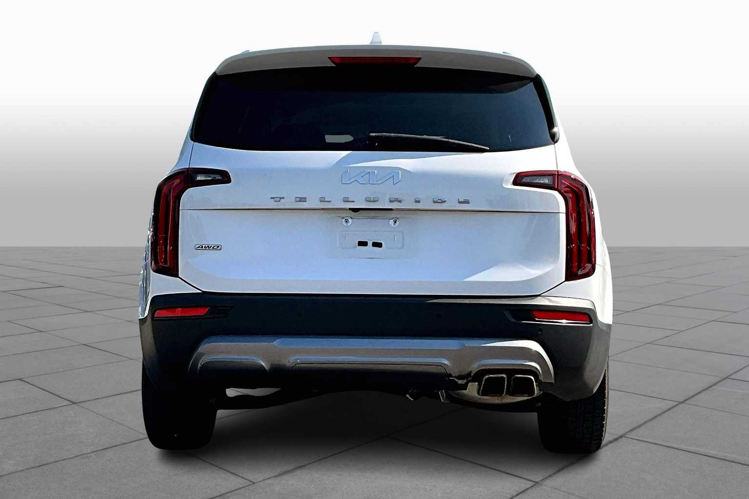 2022 Kia Telluride EX photo 4