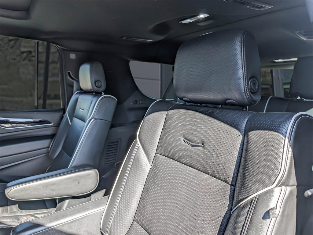 2021 Cadillac Escalade ESV Sport photo 30