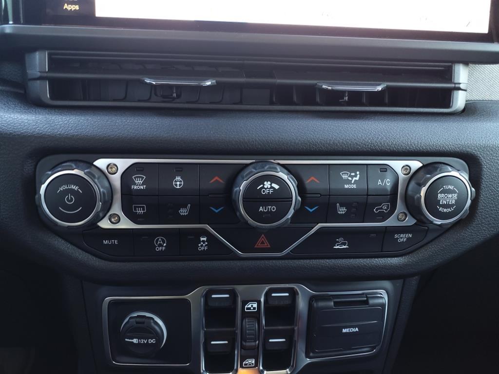 2025 Jeep Wrangler Sport S photo 9