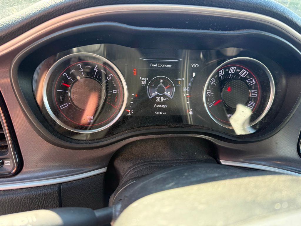 2020 Dodge Challenger SXT photo 4