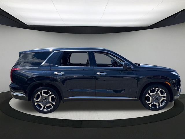 2024 Hyundai Palisade Limited photo 3