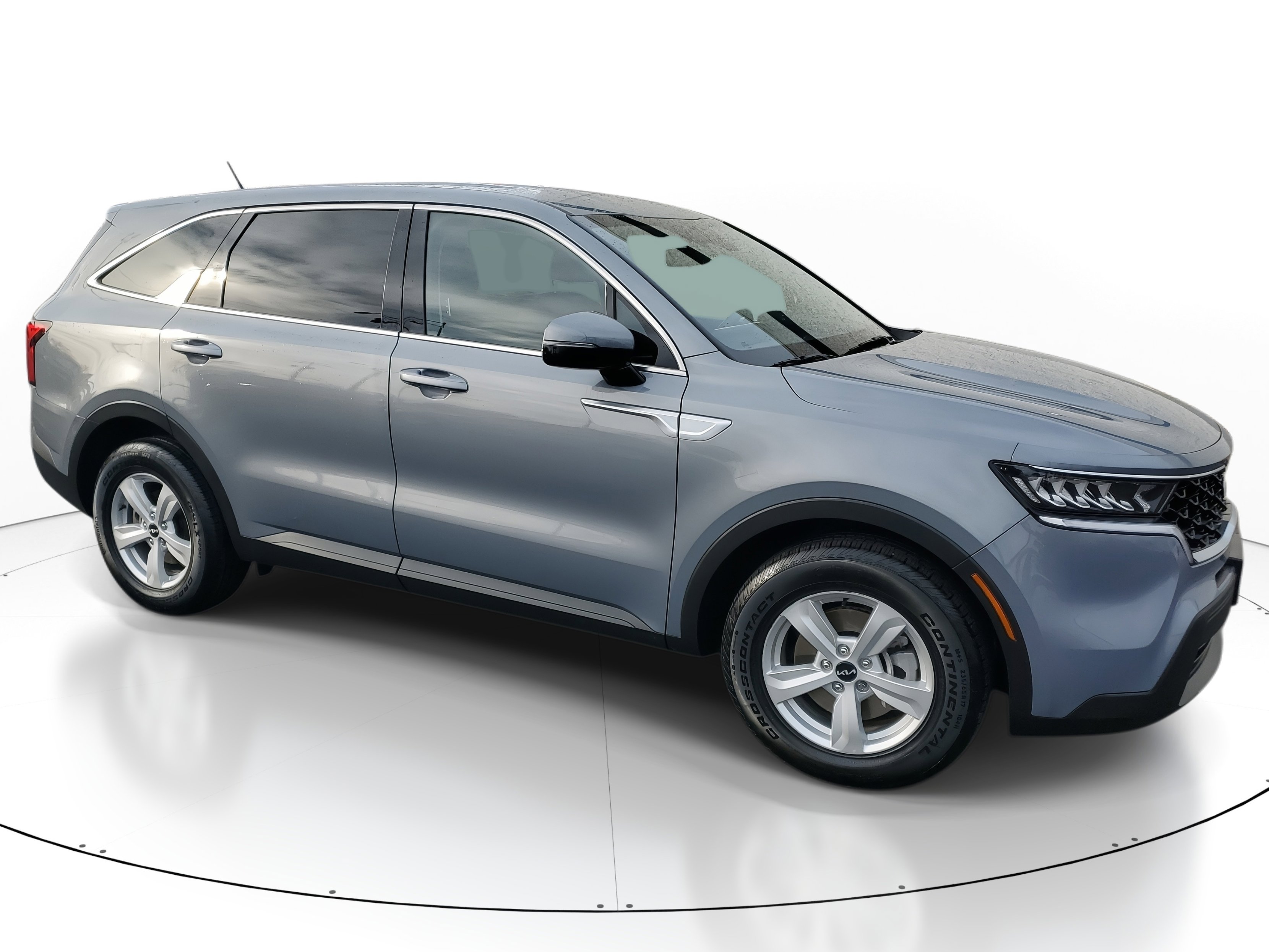 2023 Kia Sorento LX's photo