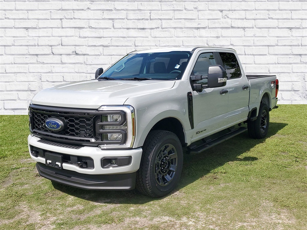 2025 Ford F-250 XL photo 4