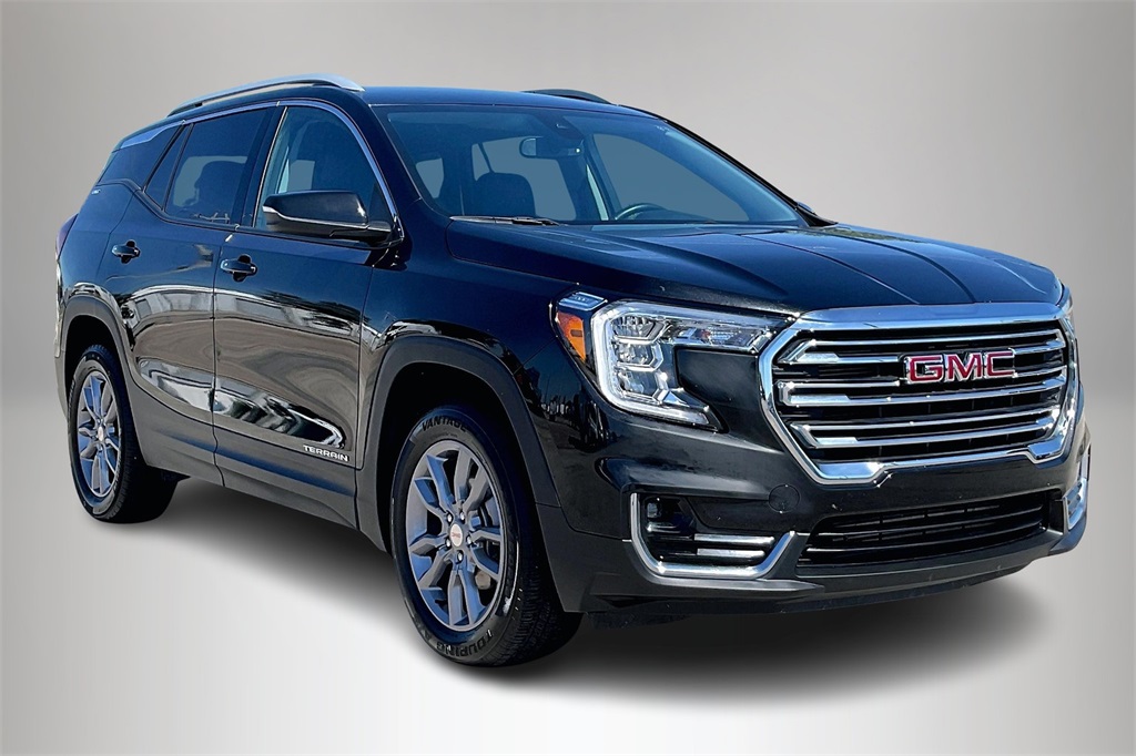 2024 GMC Terrain SLT's photo