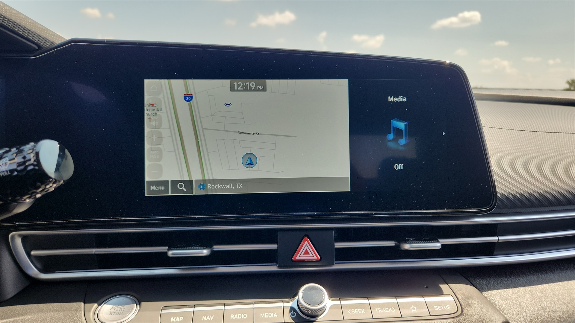 2025 Hyundai Elantra Limited photo 21