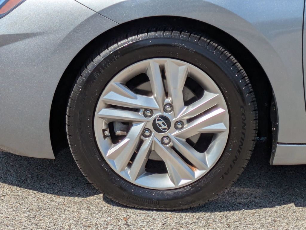 2019 Hyundai Elantra SEL Value Edition Limited photo 9