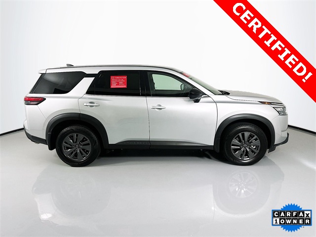 2024 Nissan Pathfinder S photo 4