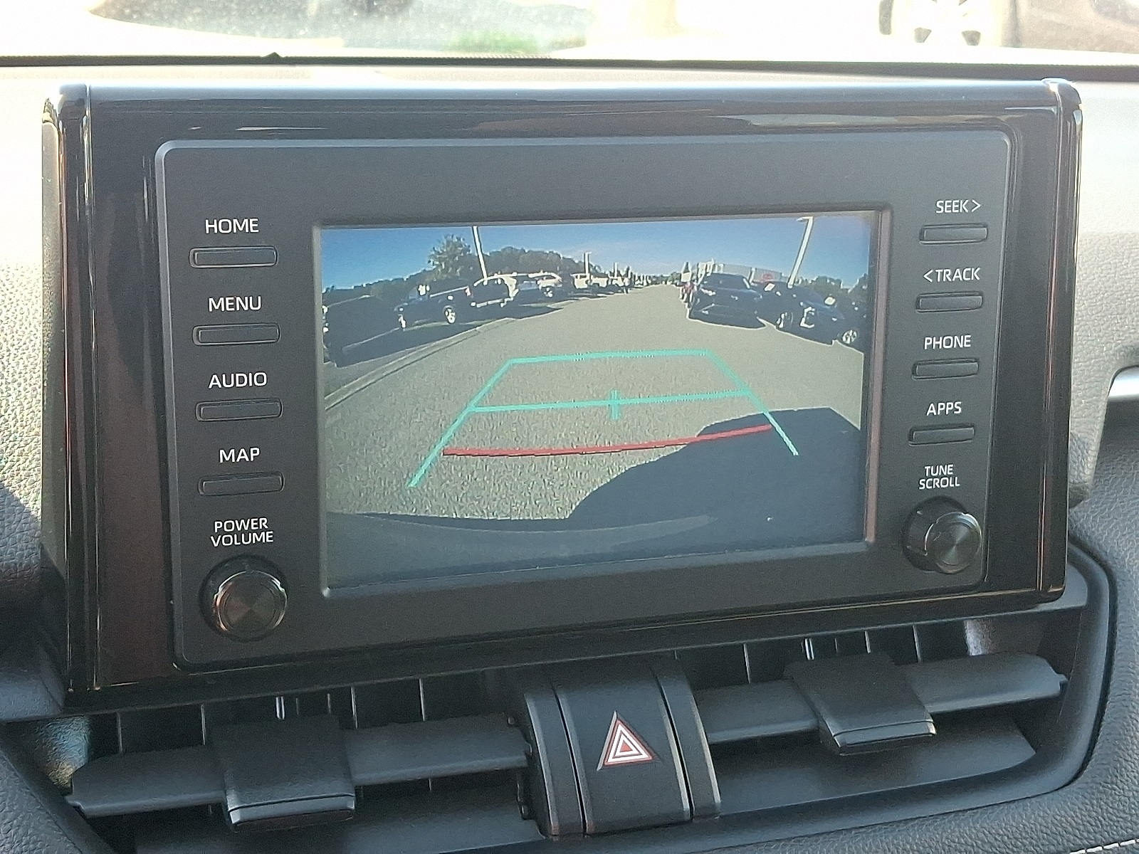 2019 Toyota RAV4 XLE photo 17
