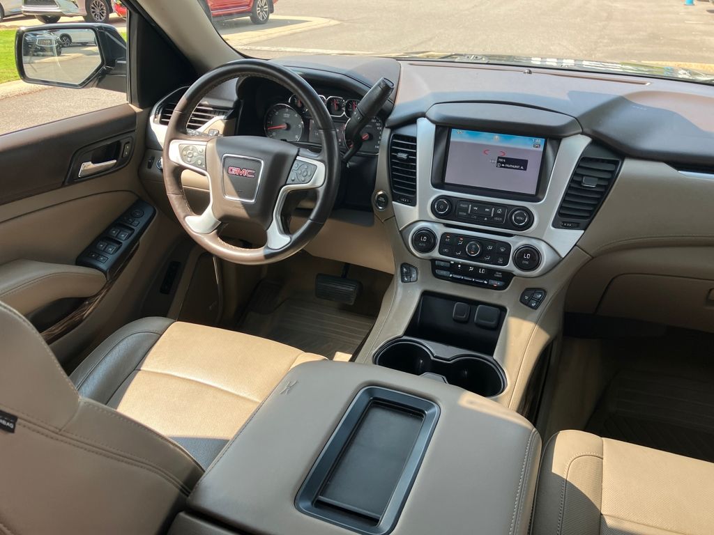 2015 Gmc Yukon SLT photo 31