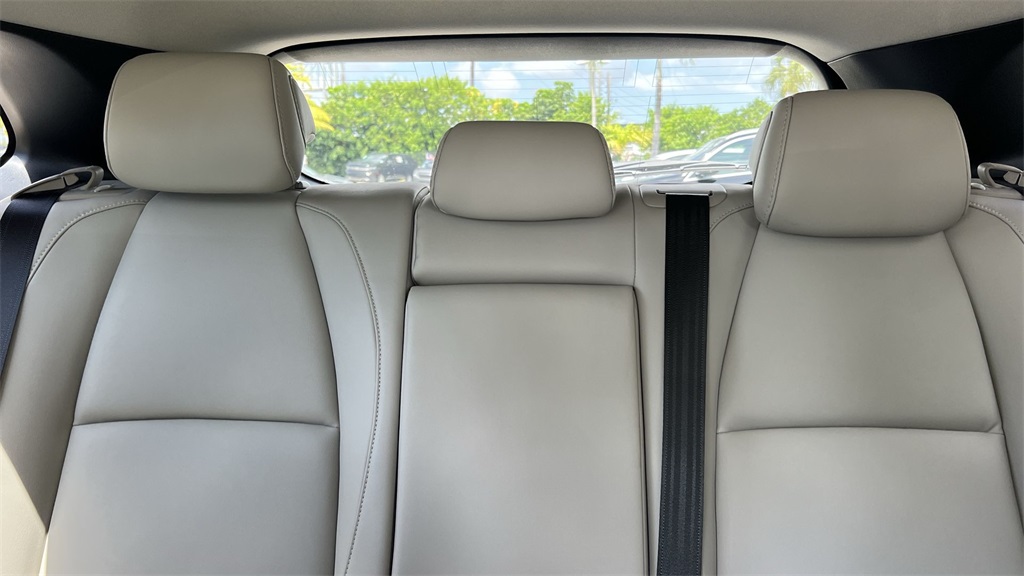 2025 Mazda CX-30 2.5 S Preferred photo 18
