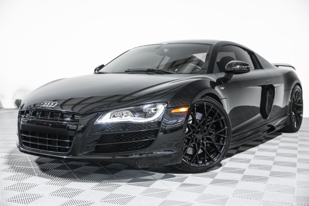 2012 Audi R8 5.2 Quattro photo 8