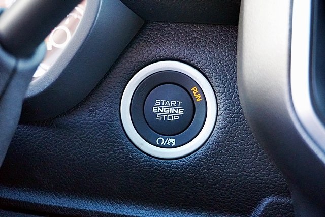 New 2026 Granite Crystal Metallic Clear-Coat Exterior Paint RAM Big Horn image 38