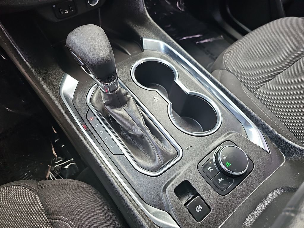 2023 Chevrolet Traverse Cloth photo 24