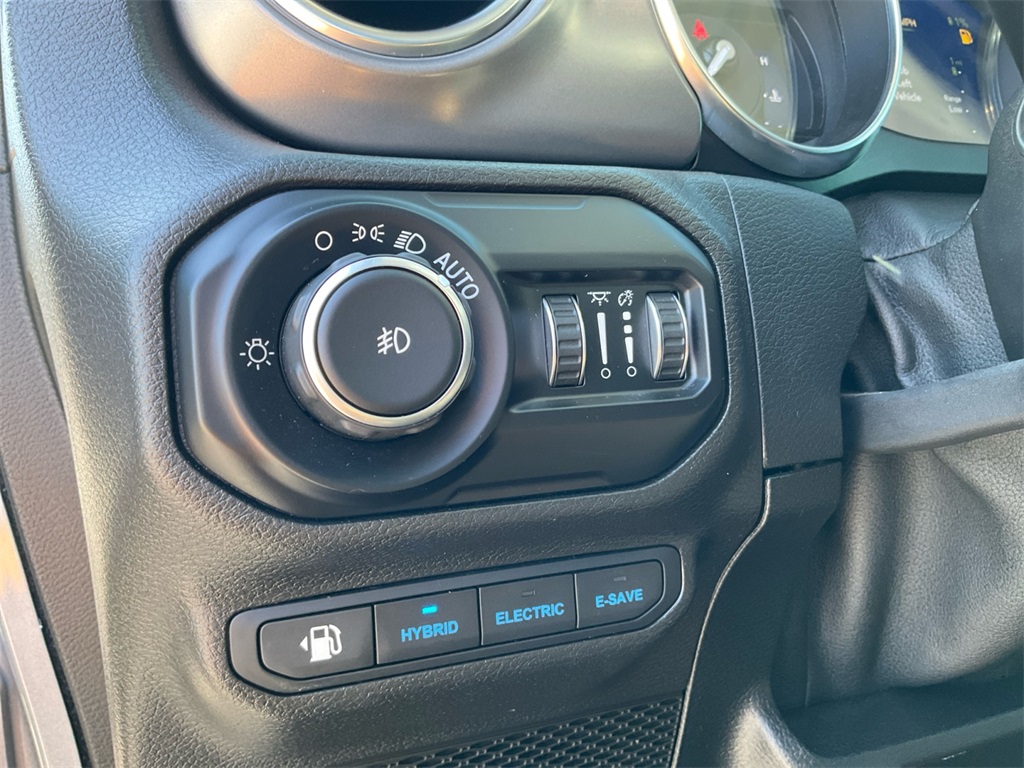 2021 Jeep Wrangler Unlimited Rubicon 4xe photo 10