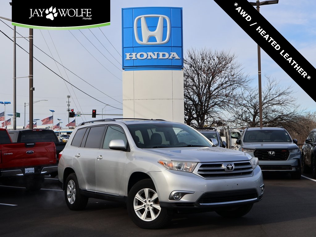 2011 Toyota Highlander SE