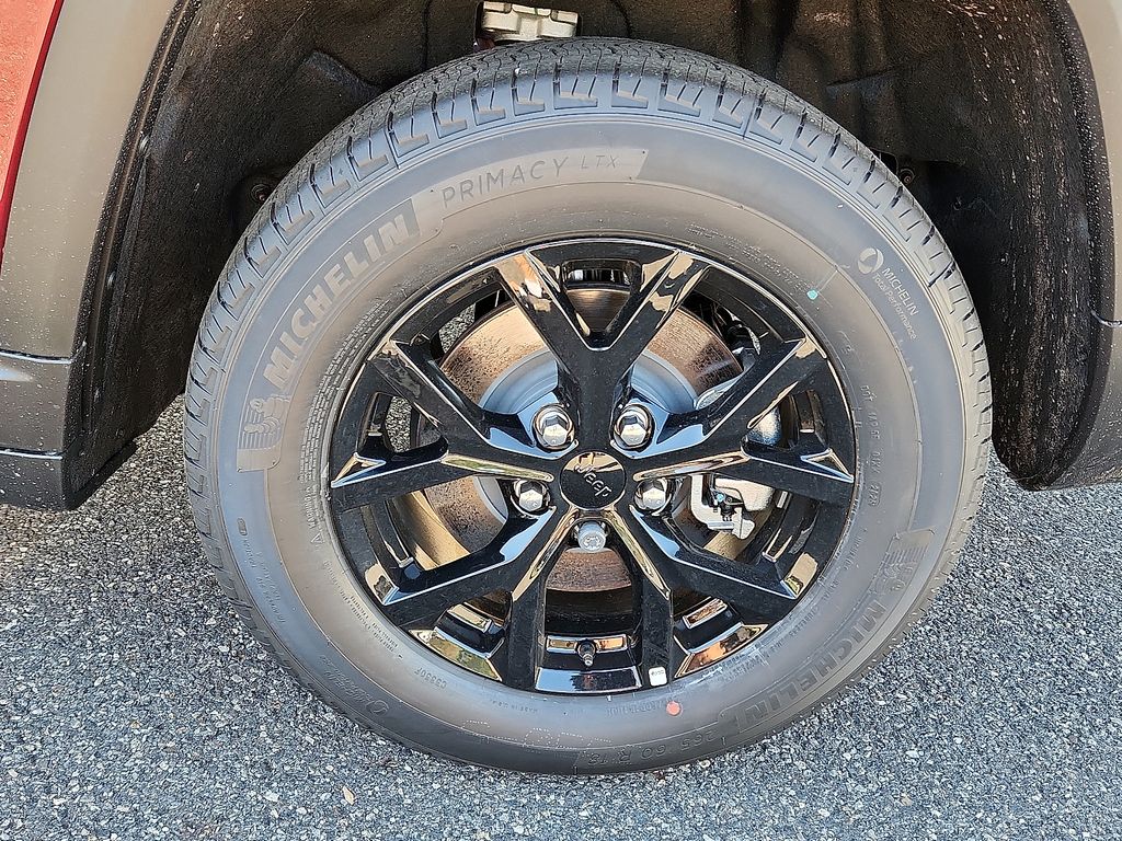 2025 Jeep Grand Cherokee Altitude X photo 4