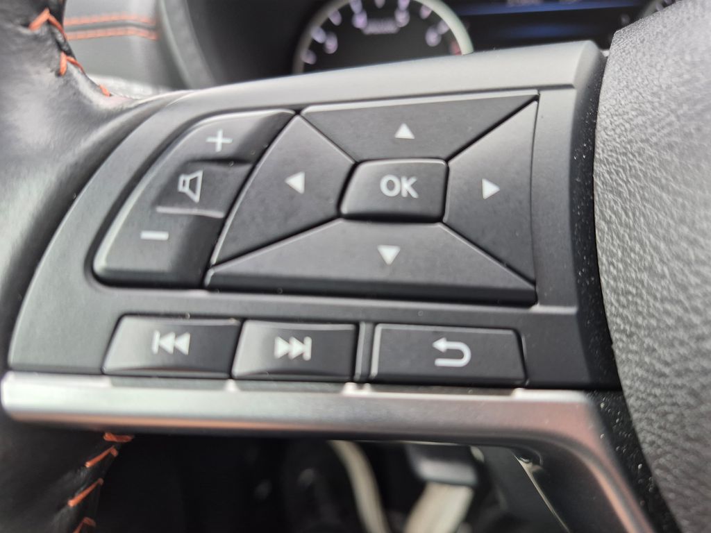 2023 Nissan Sentra SR photo 16