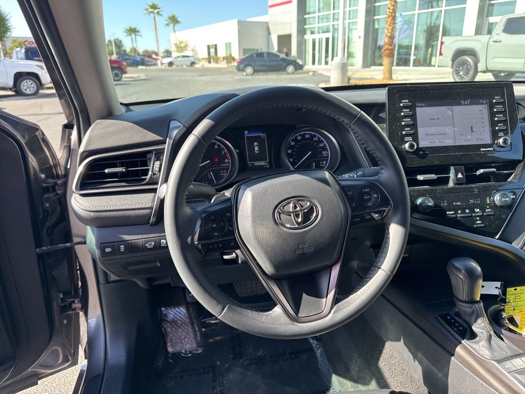 2022 Toyota Camry SE photo 14