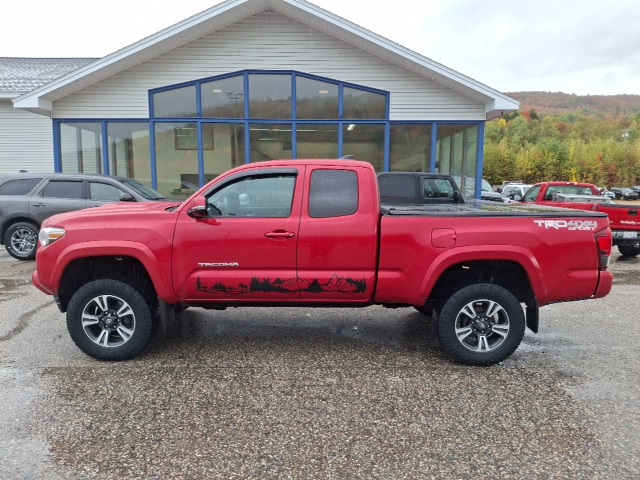 2019 Toyota Tacoma TRD Sport photo 6