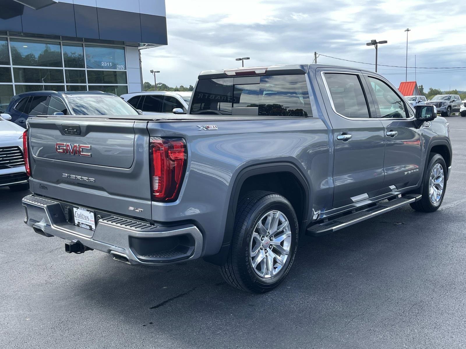 2019 Gmc Sierra 1500 SLT photo 3
