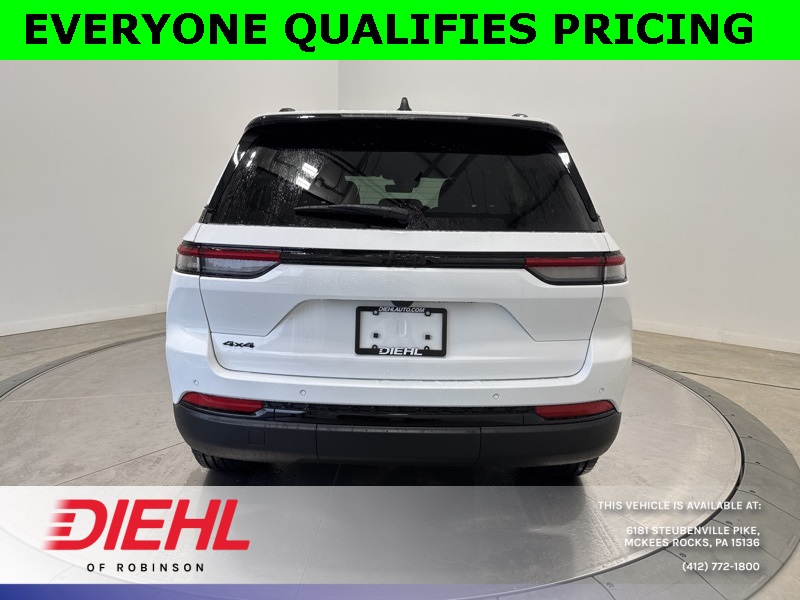 2025 Jeep Grand Cherokee Altitude photo 5