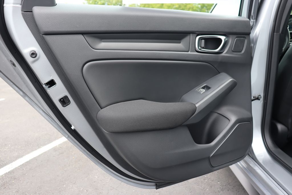 2025 Honda Civic Sport photo 11