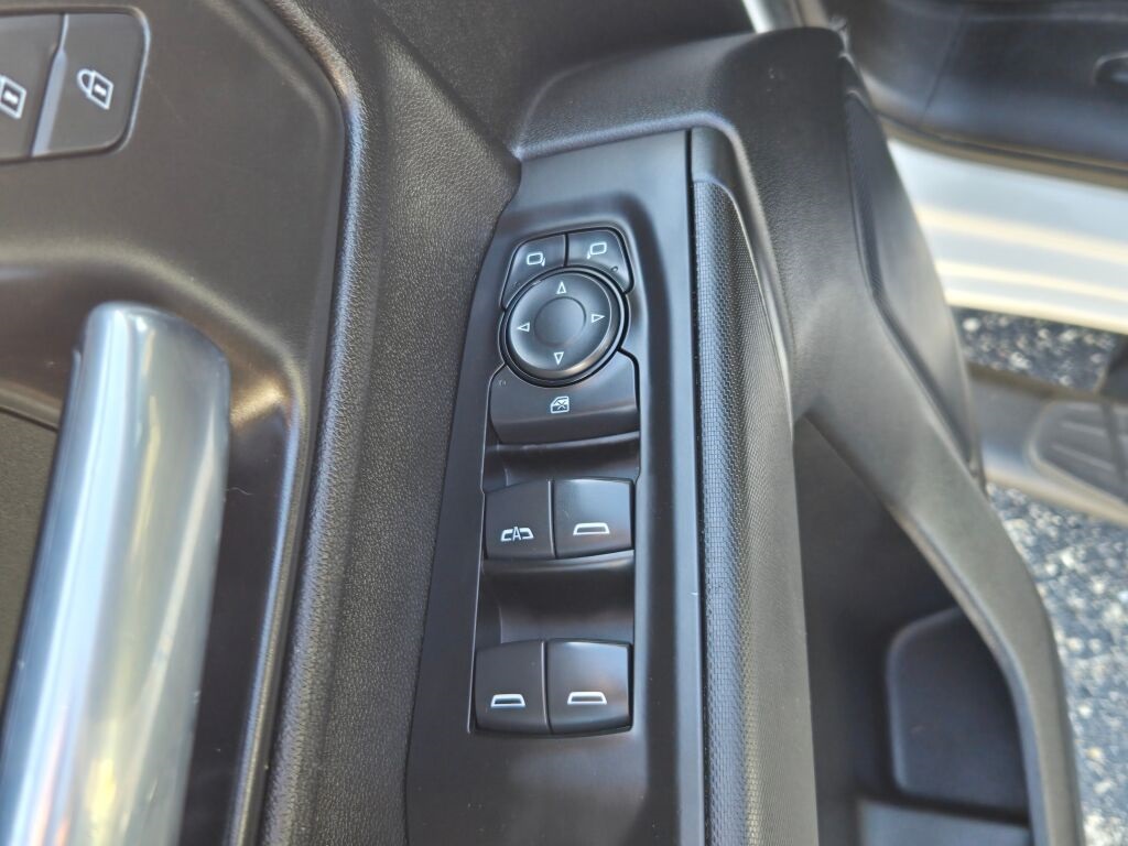 2021 Chevrolet Silverado 1500 Custom photo 20