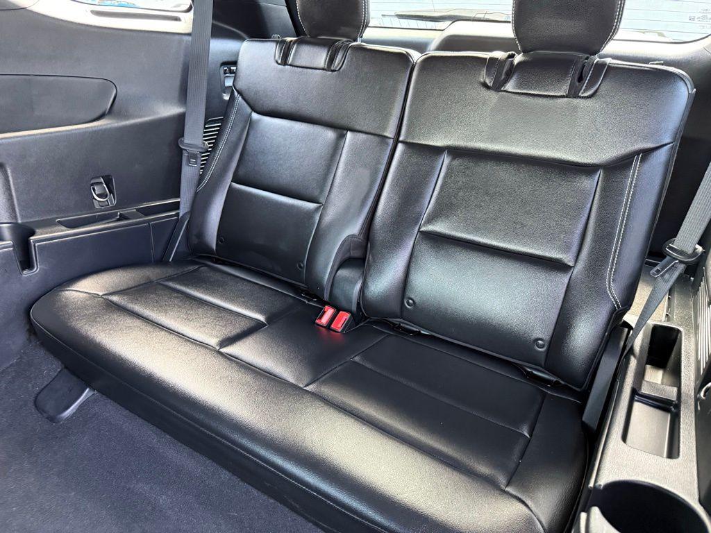 2023 Ford Explorer ST photo 7